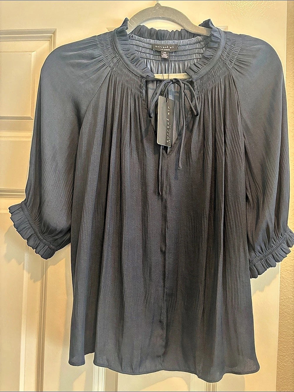 NWT Current Air Pleated Blouse in Navy Blue Size XS